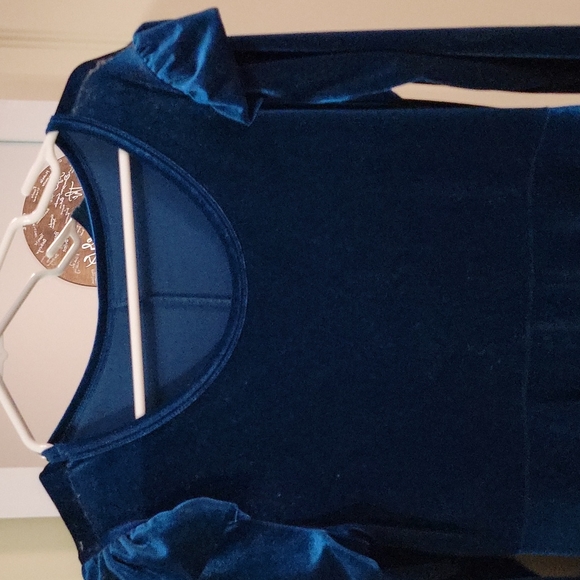 Dress - Picture 2 of 3